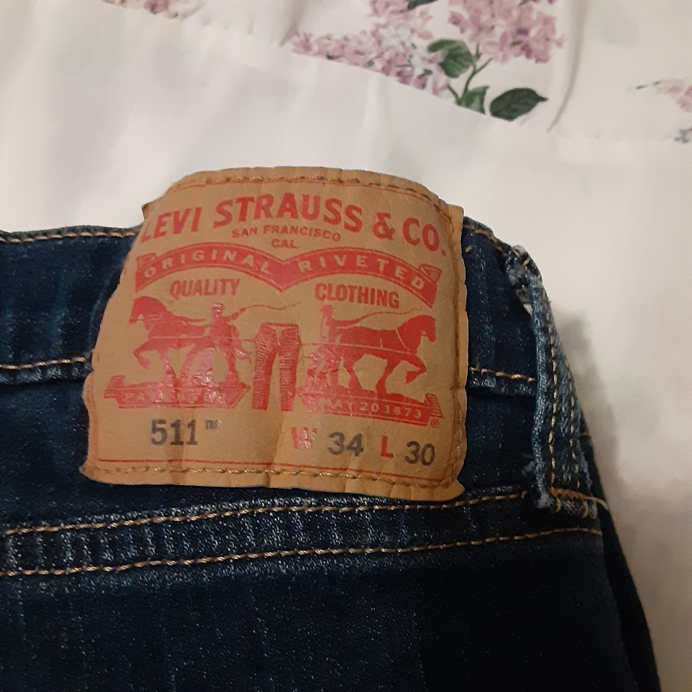 Levi 511's Ripped Jeans